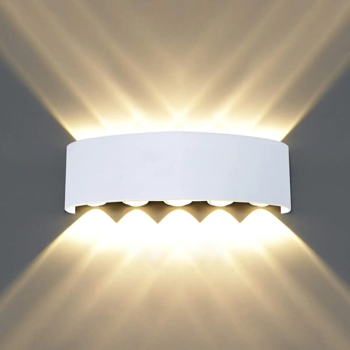 Aplică LED exterior perete albă 3000K – efect fascicule lumină caldă sus și jos pe perete aluminiu