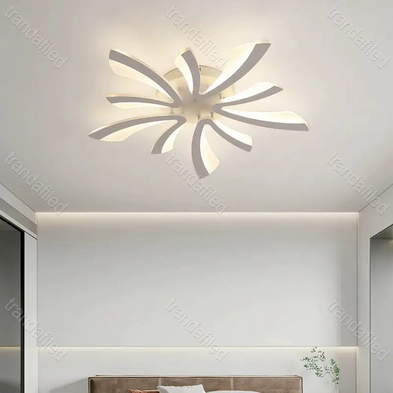 candelabru-led-120w-dimabil-cu-5-brate-telecomanda-si-control-mobil-design-modern-alb-mat-pentru-living-sau-dormitor