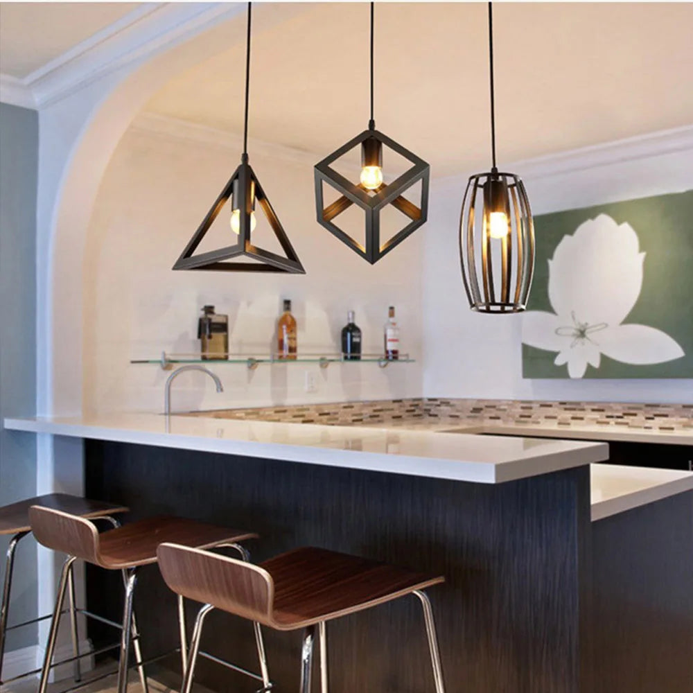 Pendul-modern-din-metal-set-3-modele-triunghiular-cubic-cilindric-E27-negru-design-industrial-pentru-living-bucatarie