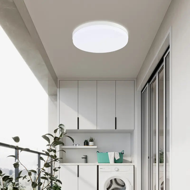 Plafonieră LED 48W Rotundă, Ø300mm, Lumină Alb Rece - Ideală pentru Baie, Bucătărie și Birou - lustra led