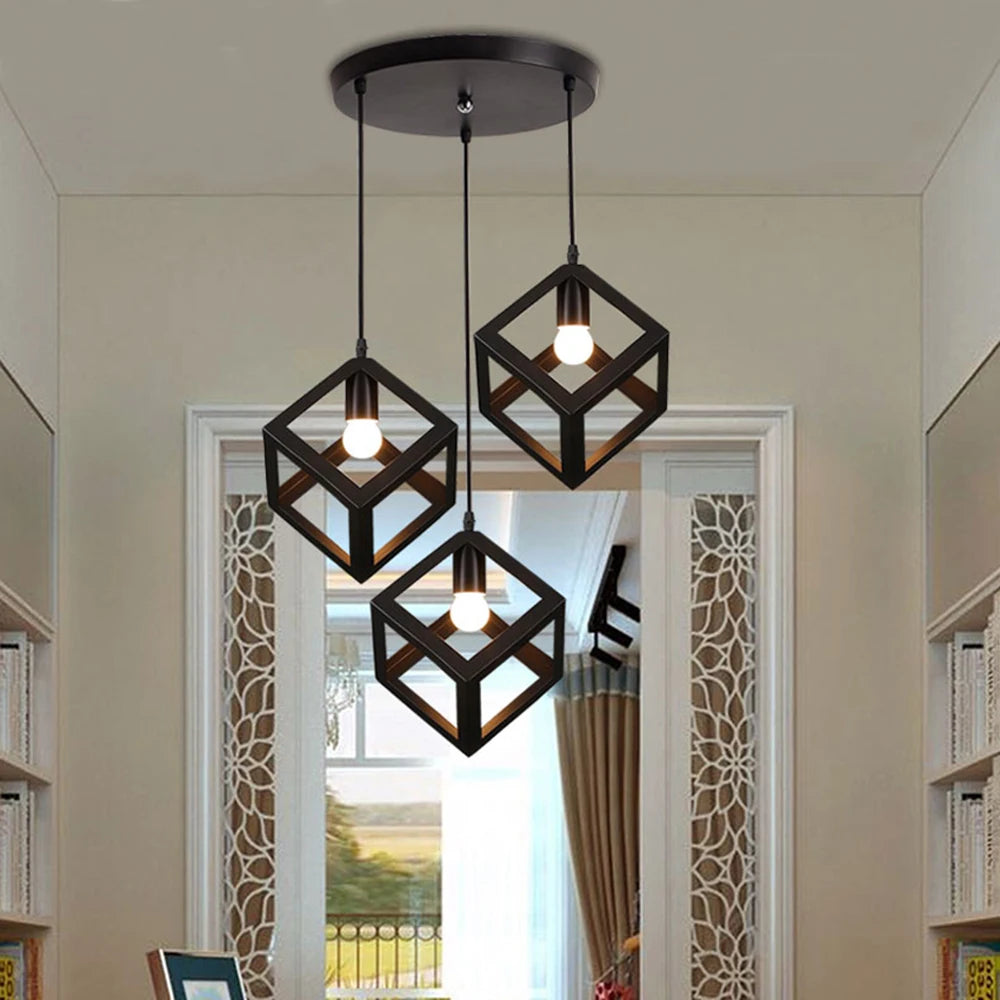 Lustra-moderna-din-metal-cu-3-pendule-cubice-negru-E27-design-industrial-pentru-living-sufragerie-bucatarie-8769B